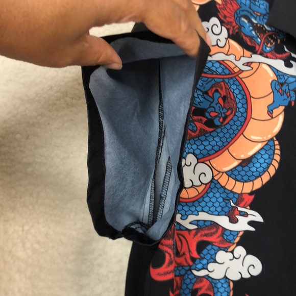 Boohoo Man Mens Black Dragon Short Sleeve Button Down Shirt SIZE LARGE - Picture 6 of 8